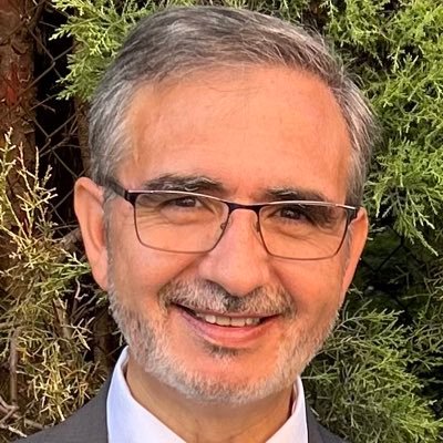 Emprendedor, CEO y Co-Fundador de @findtome (https://t.co/8cKgoqwpCN). Interim Manager y Consultor, Experto en Consultoría IT y Procesos, y Gestión Patrimonial.