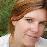 Passionnée d'intersubjectivité, croqueuse de nouveaux restos, voyageuse dès qu'elle le peut, intolérante à toute injustice sociale et à la bêtise humaine.