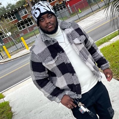 UnoEhuncho100's profile picture. 