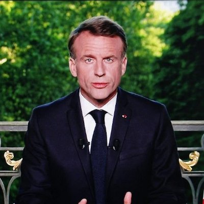 A podcast about the French Legislative Elections and the French Legislative Assembly in 2024 and 2025 by @reality_manager and @MarlonEttinger.