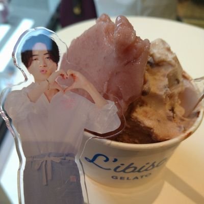 ふま推し。タム全員好き。人生はいろいろ起こるのでできるだけ他人に優しく愉快に過ごしたいオタク。フォロリムご自由に!