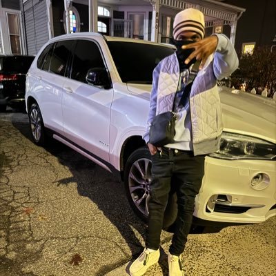 🎵 Rapper/Songwriter/Processor 🇯🇲 Jamaica raised me • Rap saved me 🎤 Every line = real life #TRUSTTHEPRACESS NEXT 1 4 U COMING SOON ‼️