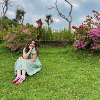 dailydaisSsy's profile picture. Learning to be a rational and scientific-minded woman.