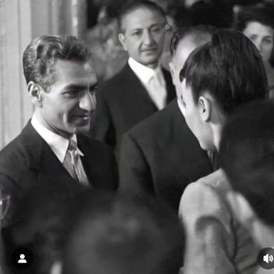 اگرچه دین افیون توده هاست اما گور پدر کارل مارکس