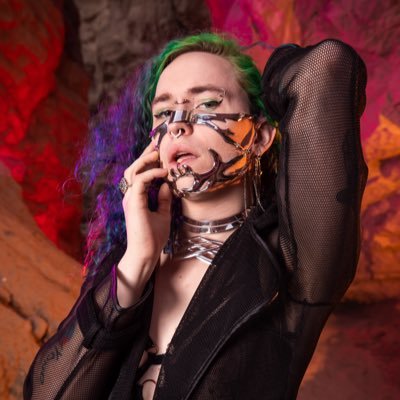 alt tgirl switch with a big dick 🩸 kinky and gross :) 💛 escort in NYC or FMTY - mommyiris@proton.me 🍭 minors DNI