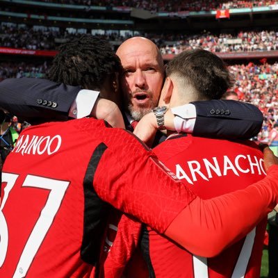 @KendrickLamar gives me vibes, @ManUtd make me cry #MUFC
