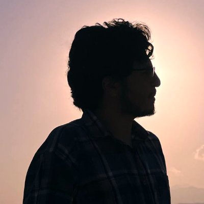 نهچندانکارشناسِ علوم سیاسی
خوانندۀ آکادمیک راست رادیکال و راست نو اروپا