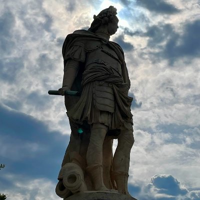 Leecambodi's profile picture. With years as journalist, public education executive, real estate broker, blogger behind me, my latest adventure: Bangkok. (RTs not necessarily endorsements.)