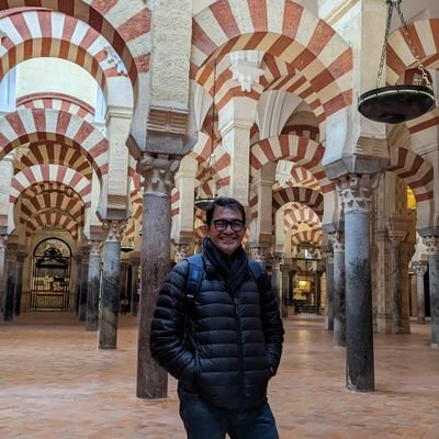 Profesor de Física @UNColombia. Dir. de investigación 2015-18. Decano @FCienciasUNALco 2018-20. Comprometido con la Paz.