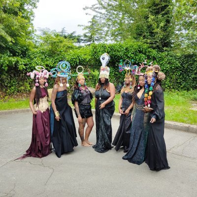 FlorenceGisors's profile picture. BIK A SHIVE / SANTIMAN KARUKERA / HAIR UNIVERSE
#hairdesign #astrologie #traditionkongo #bongo #mua #afro #paris #guadeloupe
#shooting #productionvisuelle