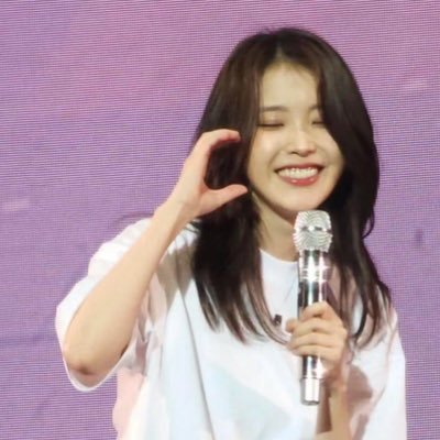 ⭐︎ IU H.E.R.E.H ⭐︎• Cams • Iinom lang ako ng tubigさんのプロフィール画像