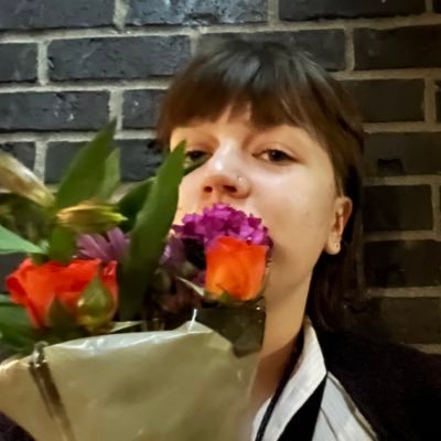 😷🤘🥭🐈⬛🏳️🌈 // destigmatize mental illness // lover of co-ops // trans rights forever and ever // she/they