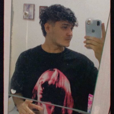 Im_Chernobyl's profile picture. @kaw_4ki