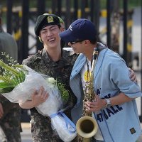 n ~ RIGHT PERSON WRONG PLACE (@hyyhxhyyh) Twitter profile photo
