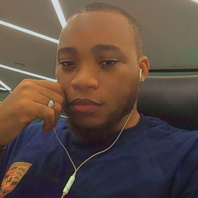 cyber_mouf's profile picture. Dog lover, Foodie 😊 #MUFC #ManUtd  Horror movie lover 🤩 Part time inspirational speaker and Motivator 🤣