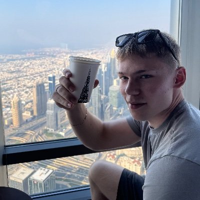 Darens_V's profile picture. Helping Coaches & Online Businesses Build Brands & Make $ with YouTube