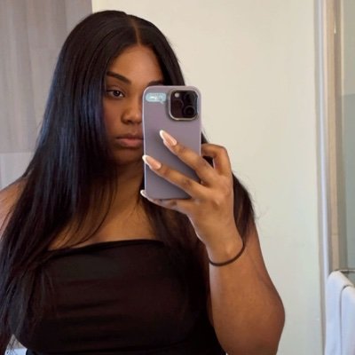 RN 💊| 💚 FAMU Alum 🧡| 🇭🇹 | Instagram: iheart_danii