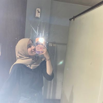 YaffaNaisya's profile picture. notyet