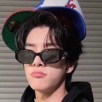 ındıraa ᡣ𐭩 (@jakeiut) 's Twitter Profile