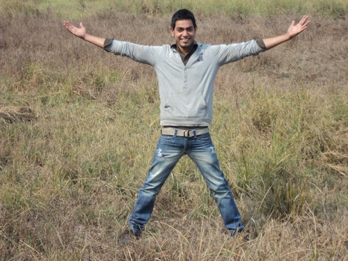 I love  Raghu , Rajeev , Ranvijay N Roadies!!!