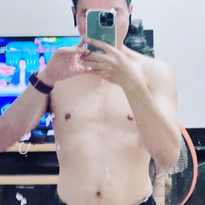 pegasus_yibzee's profile picture. อยากดูดควยลุงๆ หมีอวบๆ อ้วนๆ จับอมมิดเลย แตกในปากแล้วดูดต่อเลย พอมีลุงๆ หมีๆ อวบๆ สนใจอยากโดนอมไหมครับ #ฝั่งธน #ตากสิน #วงเวียนใหญ่