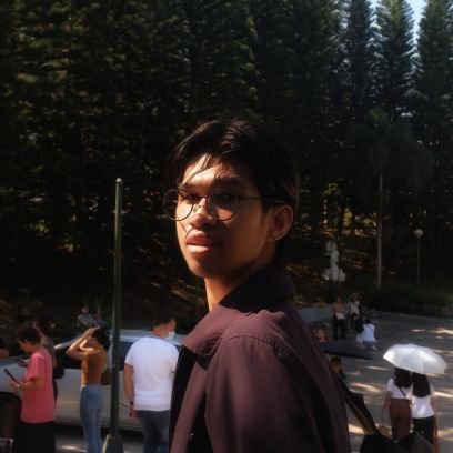 eucarlyote's profile picture. he/him | upv bio '24 | 🌊🍄🧫🔬🧬