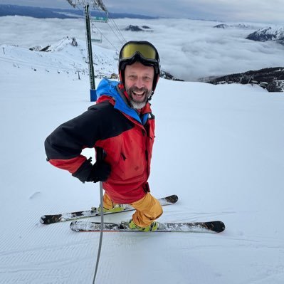 Patagónico por nacimiento y elección. Capitán de Ultramar ⚓️ Me apasiona el esquí 🎿 ⛷#ApagaLaTele Si respondes insultando sale bloqueo, devolviendo el saludo.