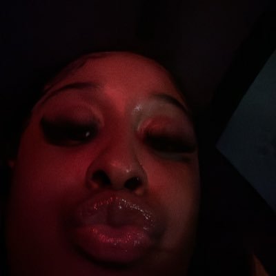 mylilfairytale's profile picture. #Married👩🏽‍❤️‍💋‍👩🏽