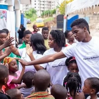 AngelaSynd95064's profile picture. we need help for our family charity uplift communities