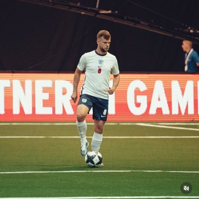 owner of @EMCacademy ⚽️ England 6 aside player,manager 🏴
