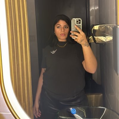 6UNDERGR0UND's profile picture. occasionally it _is_ that deep fam 🕊