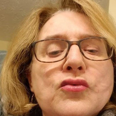 My new is Jessie Greene, I’m the lottery winner of $900 million and I’m giving out $100,000 each to my first 5k followers