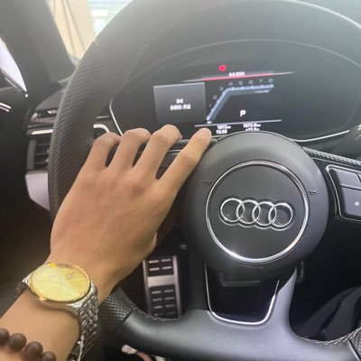 hhl212169's profile picture. 