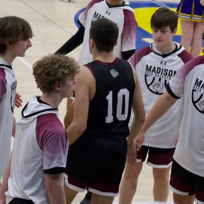 Madison Bulldogs ‘24 | Sanford Sports | 6- 3”, 170lbs | 605-291-2527 l charlescallahan50@gmail.com