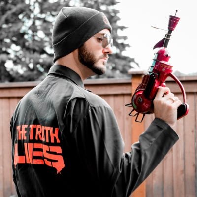 Erik Profile