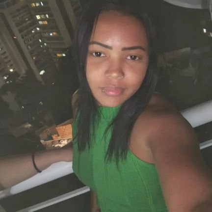 GracielleB9835's profile picture. 