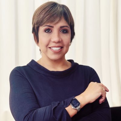 Mujer, esposa y mamá. Maestra, Directora de Escuela, apasionada por la educación. @colegiotalentos educando para vivir mejor.