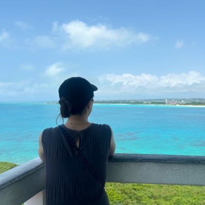 SHElikes⌇12期around30🍁13期海外🌏15期SFC🎈🧸サポ隊⌇’92⌇ISFP(冒険家)→ESFJ(領事) ⌇埼玉⌇ 教員→営業事務⌇キャリアブレイク⌇ふらふ運営🌼⌇ノマドニア🇬🇪31期⌇旅行✈️パン🥖アイス🍨お風呂🛁⌇整理整頓、サポートすることが好き⌇心地よい暮らしを模索中💭