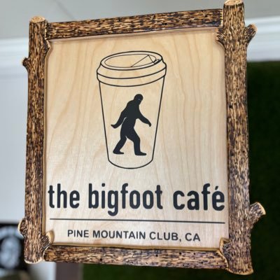 Actor, Director & Person. Host of Wizards of Waverly Pod with Jen Stone❤️🎙️owner of The Bigfoot Café ☕️