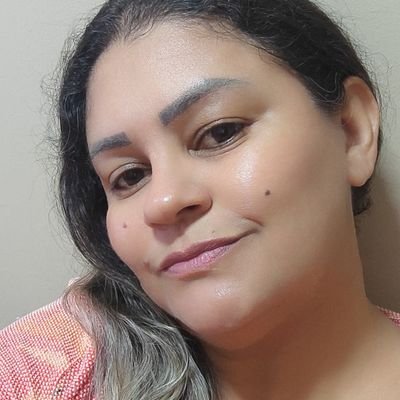 AlvesLucy10624's profile picture. 