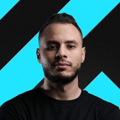 E-Sports Caster | for Contact (WhatsApp) : +218931917876