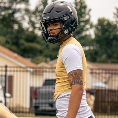 Tyson Bradden, Joe T Robinson High School, Dual Threat QB - Class of 2025, 2 sports🏈🏀, 6’3-190 lbs, 3.4 GPA, Little Rock, AR