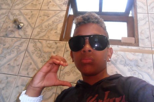 Oii Pra Vcs kk Serio Sou um menino que a quase na tv quandos vcs me ve vc vao como eu so bonito fui contratado pra faser um novela kkk Serio  Xauu A Tdosss Bjss