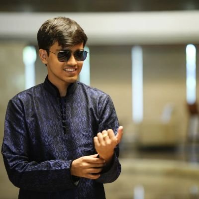 GattaniGoransh's profile picture. IIT Bombay 2020-2024
FinIQ Intern
Interests:~Web and App dev, Coding, standup comedy:p ||