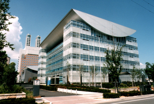 koboinfo's profile picture. 誰でも自由にデジタル作品を作り出すことができる創作型体験施設です。市民の情報基地としての機能も備え、子どもからお年寄りまで気軽にITに触れ、デジタル作品の創作を楽しむことができます。さらに、ITを学ぶためのさまざまな研修も行っています。情報の配信のみ行う公式アカウントです。予めご了承ください。