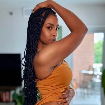Artist | Realtor | Wellness Advocate 💿 🎙️ 🏡 🏆Grammy Winning Background Vocalist - ✨🙏🏾