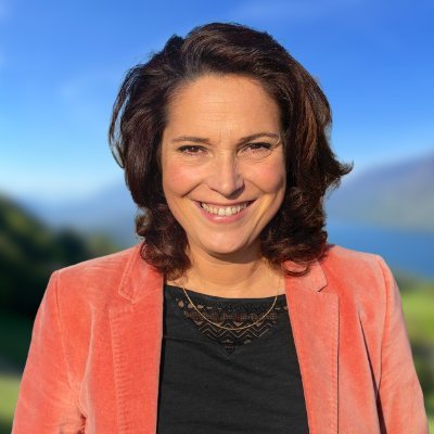 Députée de Savoie 🇫🇷 Ancienne Ministre. Conseillère municipale d'Aix-les-Bains ⛰️