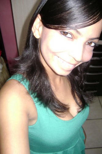 alineg_barbosa's profile picture. Mtos dzm q sou meio louk ou sm juízo,+ ñ sabm q é meu jeito d melhorar o mundo.Garota q ñ tem mdo de flar o q pnsa,d agir como qr e ñ fg ds conseq de seus atos.