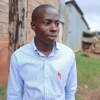 Am an electrical engineer jovial likes chilling with friends always outgoing and hates being downgraded