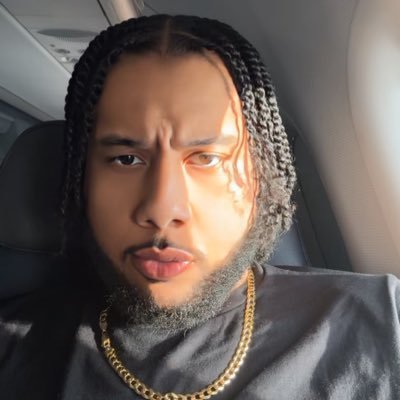 DrakeSoCrazy's profile picture. 